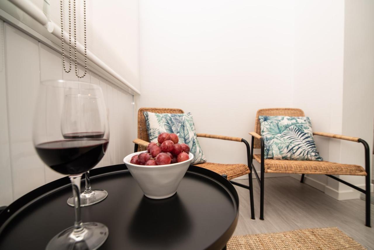 P&H Holiday Beach Apt Понта-Делгада Экстерьер фото