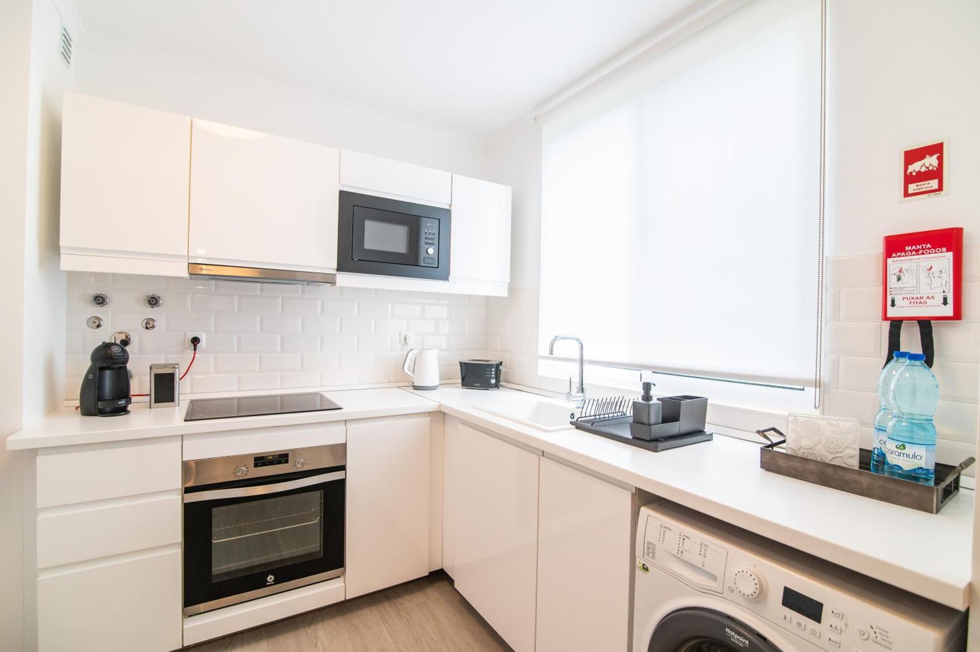 P&H Holiday Beach Apt Понта-Делгада Экстерьер фото
